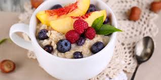 燕麥牛奶、香蕉與堅果